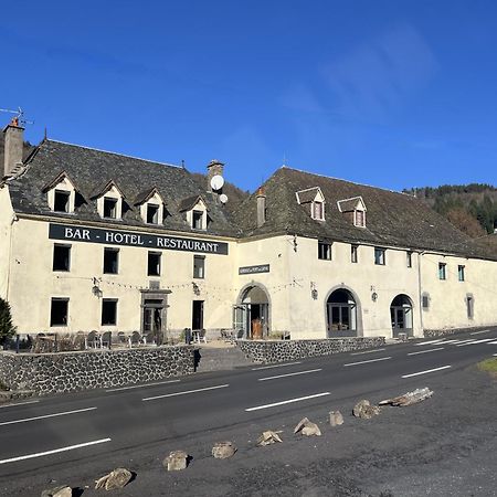 Gite-Auberge Du Pont De Lanau 讷韦格利斯 外观 照片
